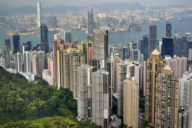 普通家庭可以去香港留学吗？