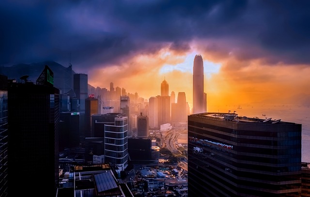 去香港留学未来有好的出路吗?