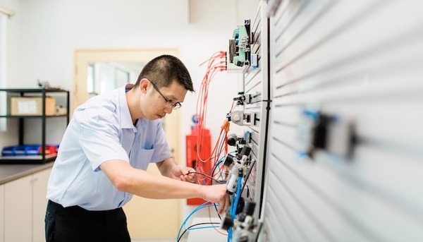 马来西亚留学生活成本全面分析｜真实开销与省钱策略