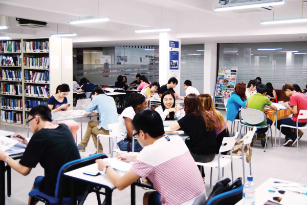 新加坡东亚管理学院提供优质的教学和研究支持